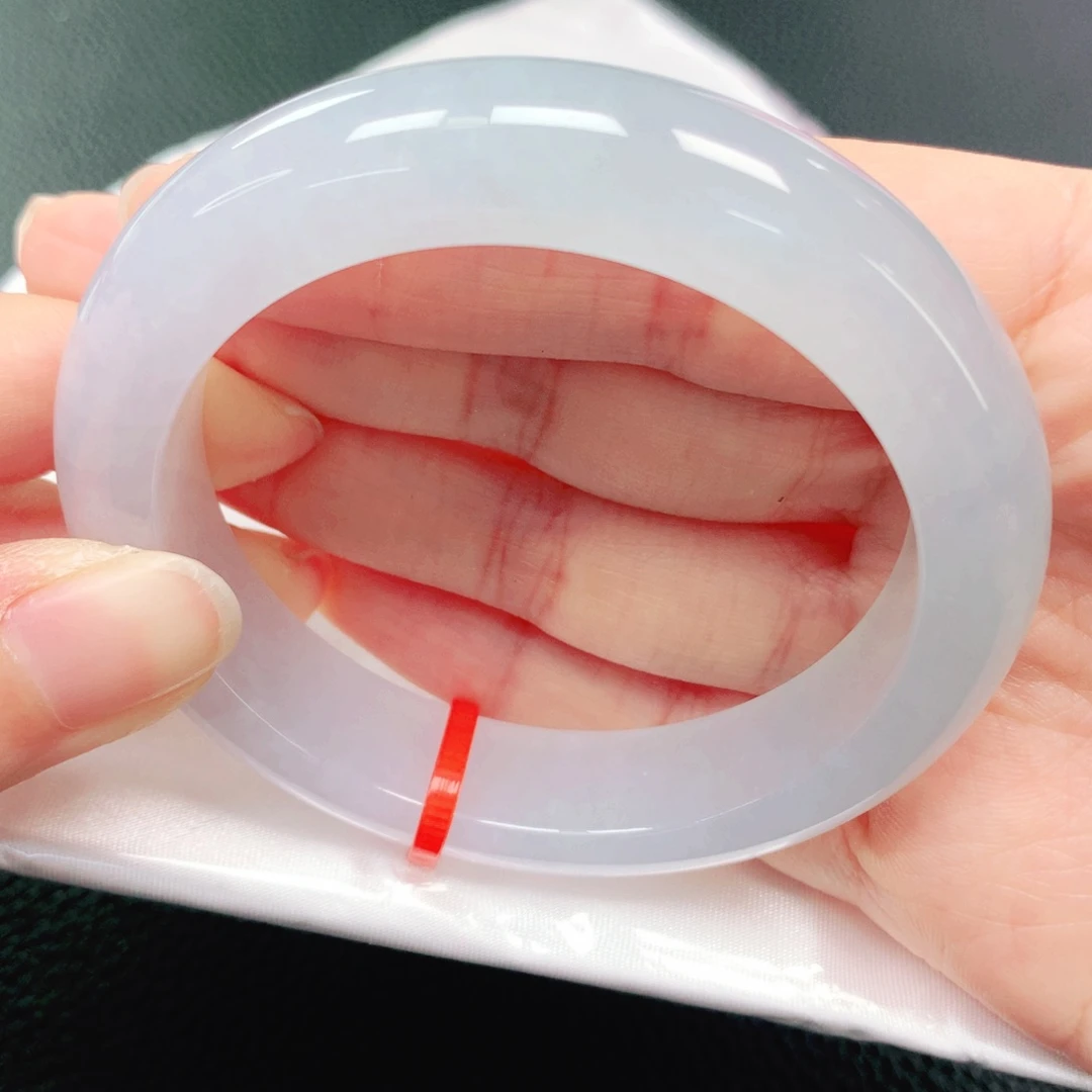 翡翠手镯未镶嵌53圈