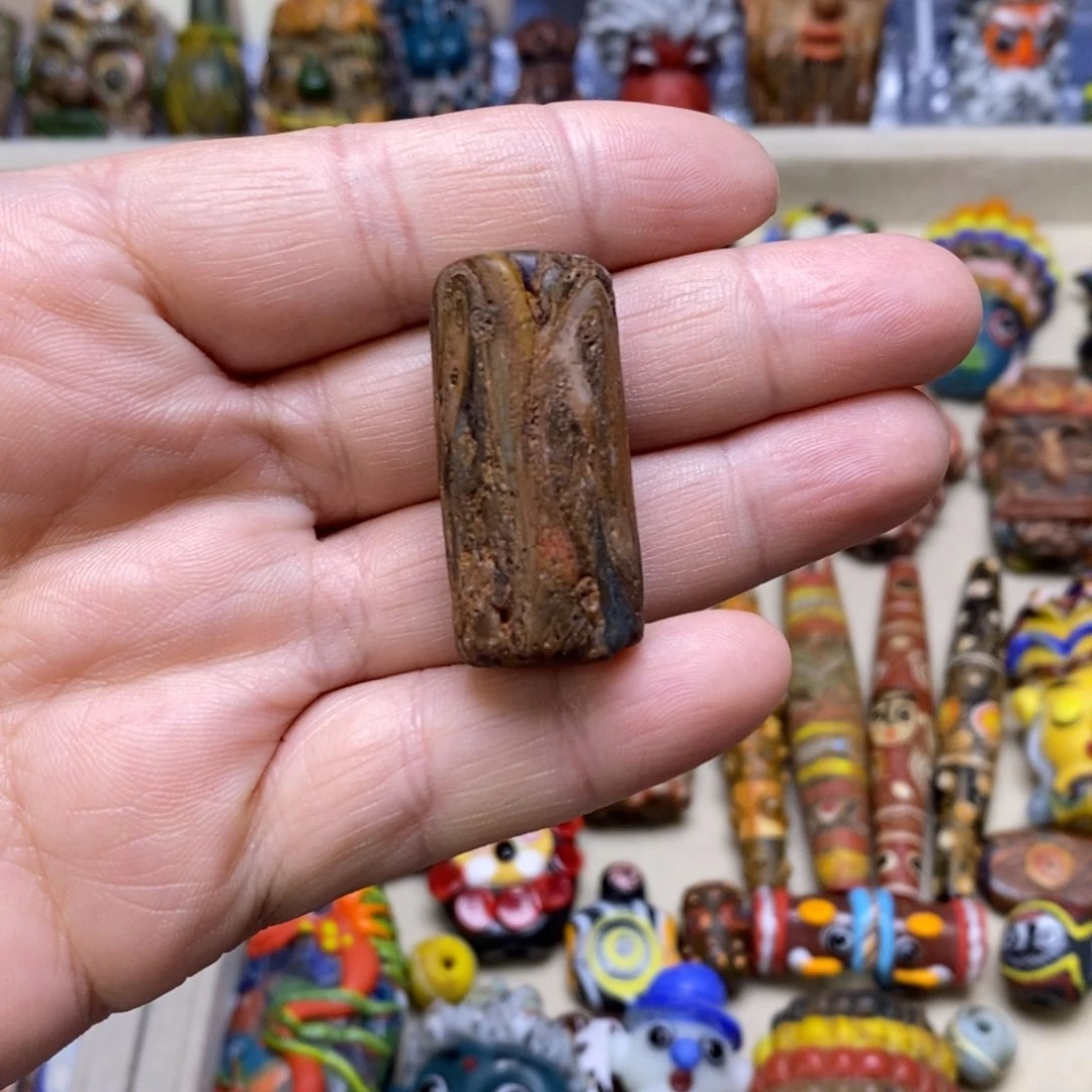 琉璃颈饰福利老筒珠047