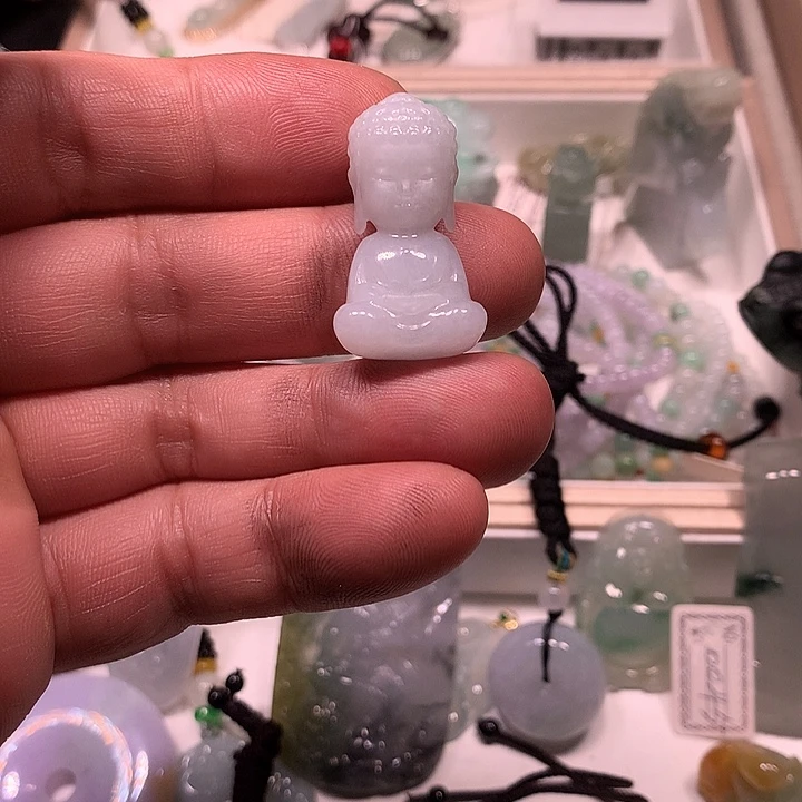 翡翠未镶嵌挂件宝宝佛