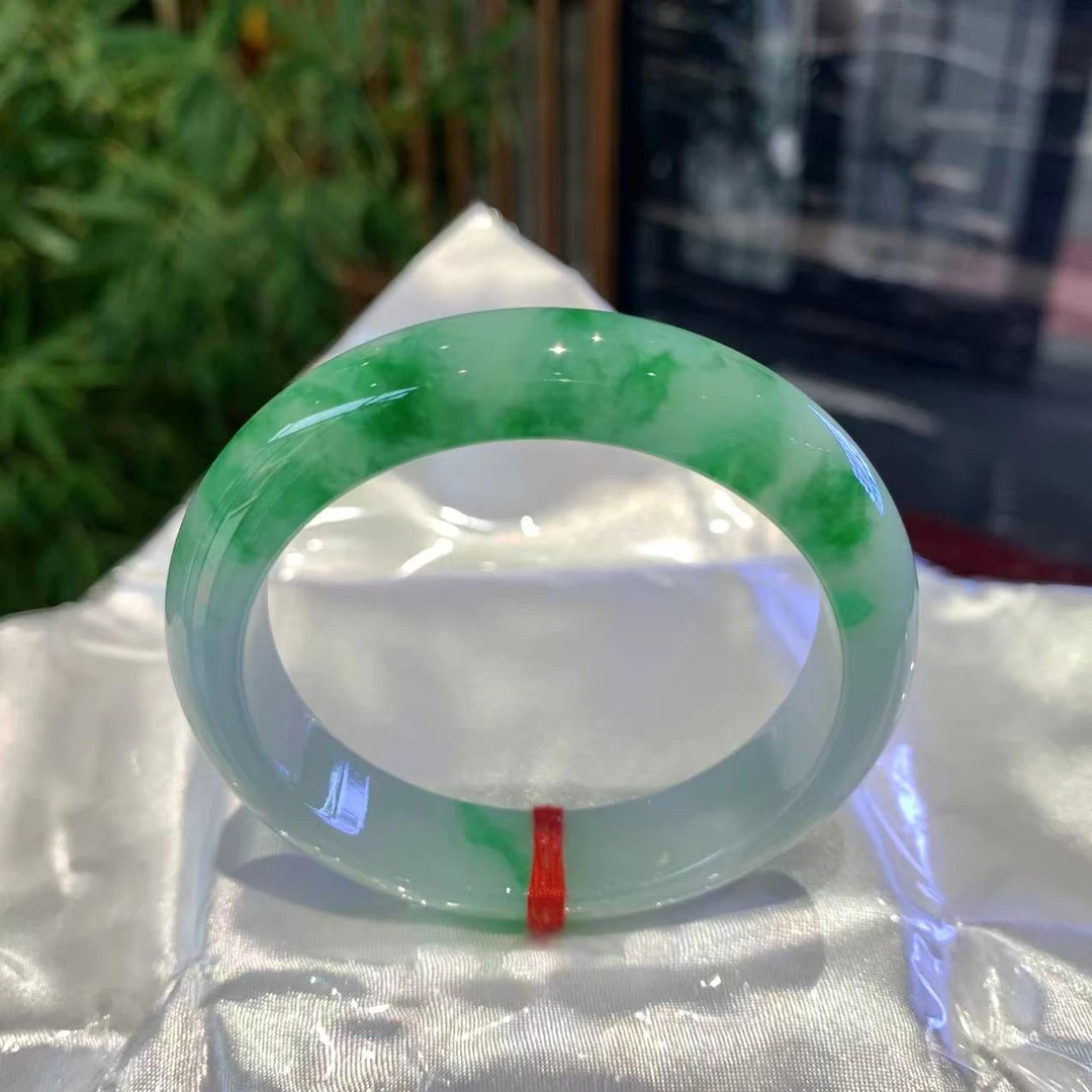 天然翡翠手镯 圈口54
