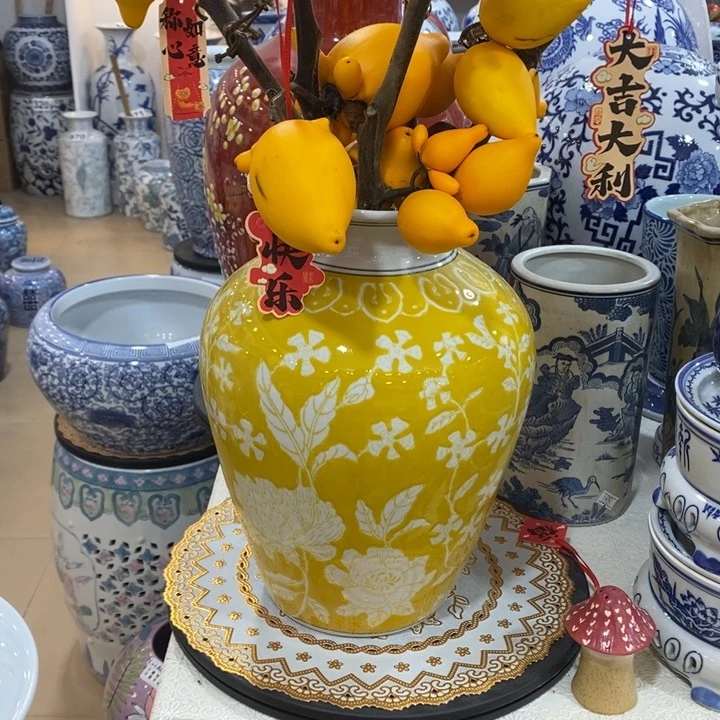 【闪购商品】摆件手绘黄色花瓶。。。