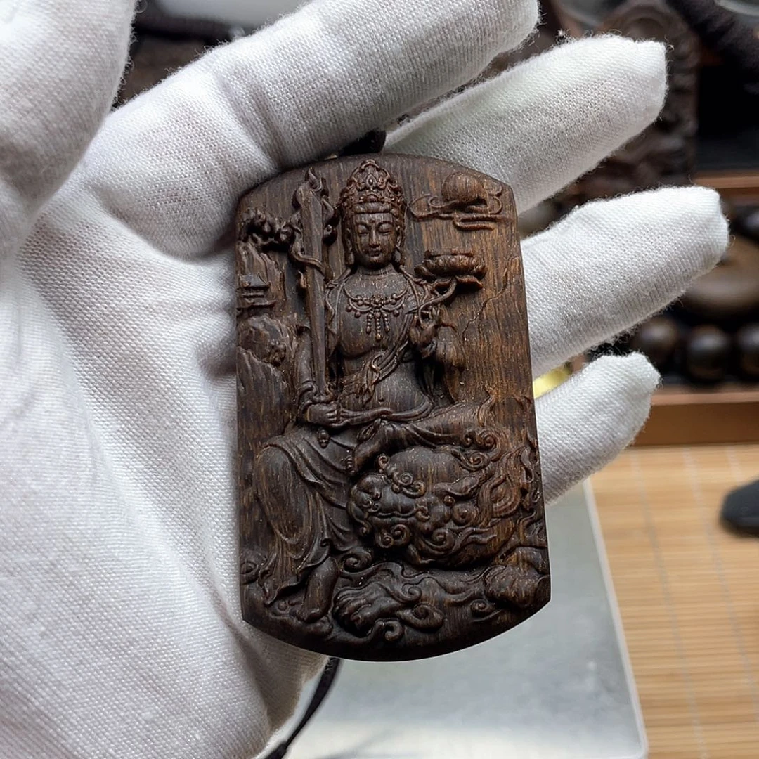 沉香木吊坠伊**斯海南沉香