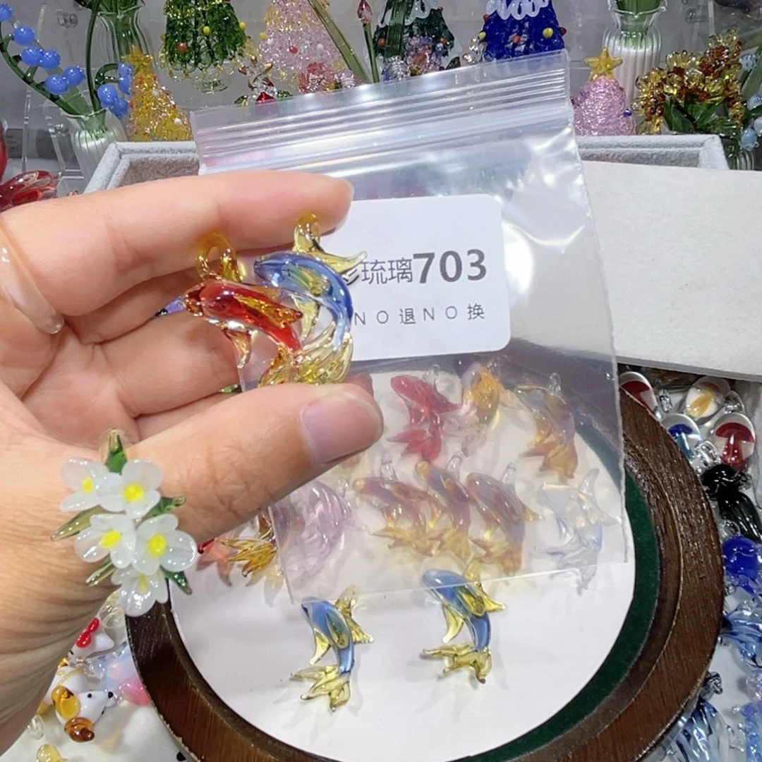 A***海玻璃吊坠（不含链）703锦鲤两个