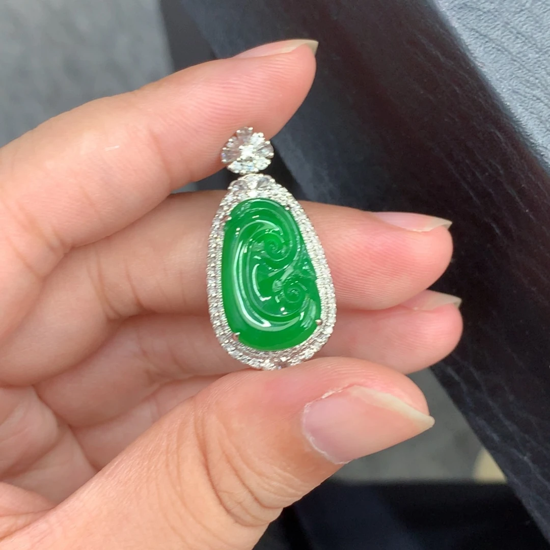 翡翠18K金镶嵌吊坠(不含链)吊坠