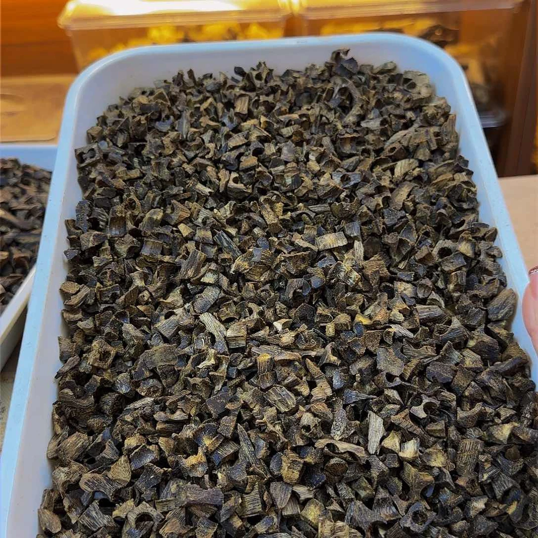 沉香沉香木制品绿棋蓝宝石品种车珠料100克送熏香炉1