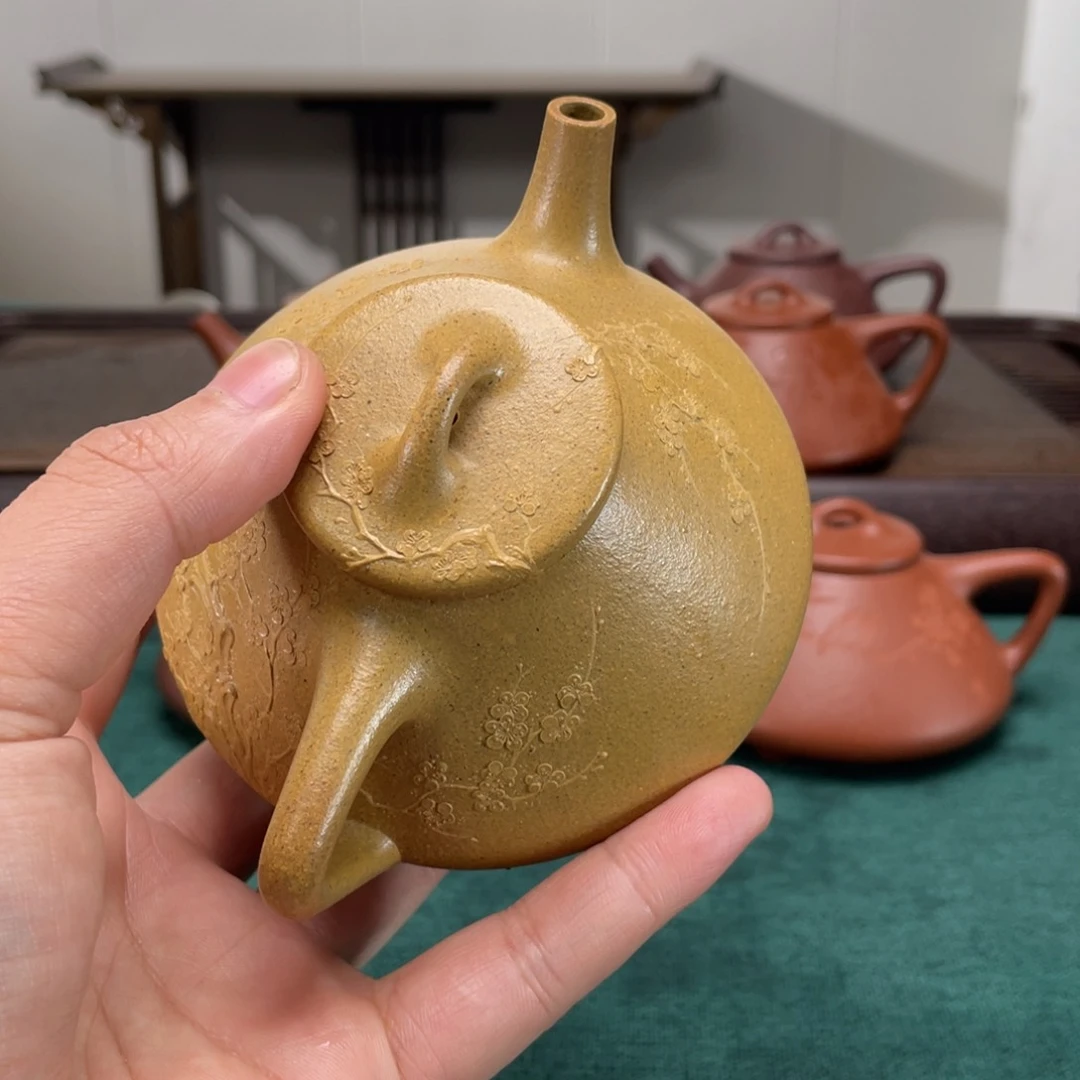 娃*娃宜兴紫砂艺术学院