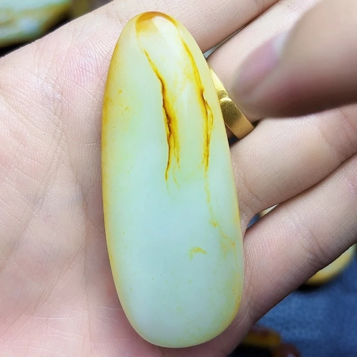 未镶嵌和田玉挂件