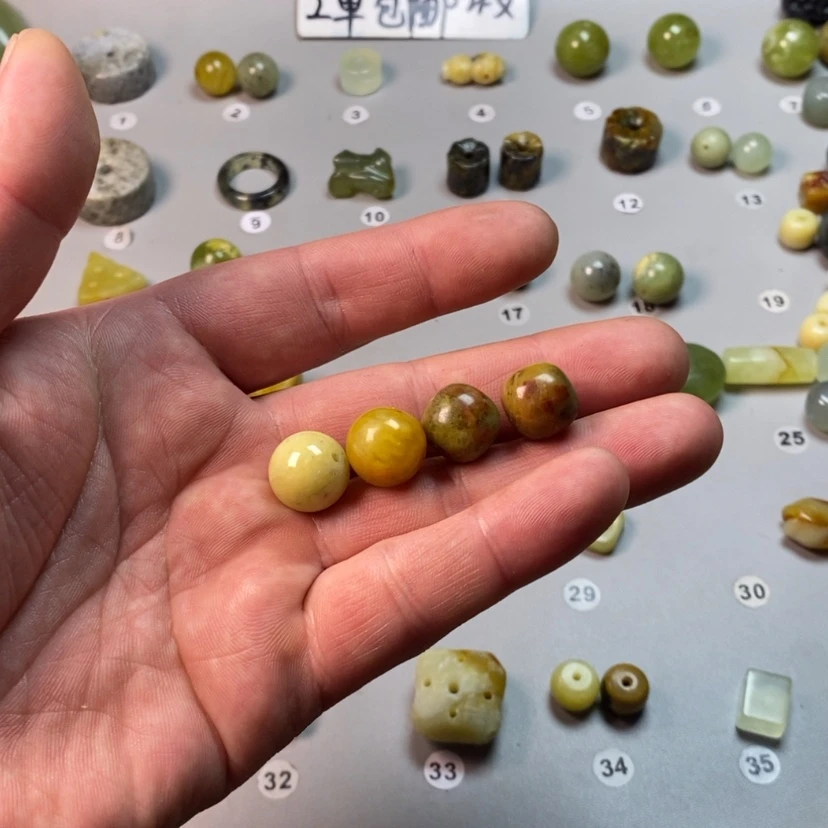 【闪购商品】蛇纹石玉吊坠(不含链)未镶嵌草***子