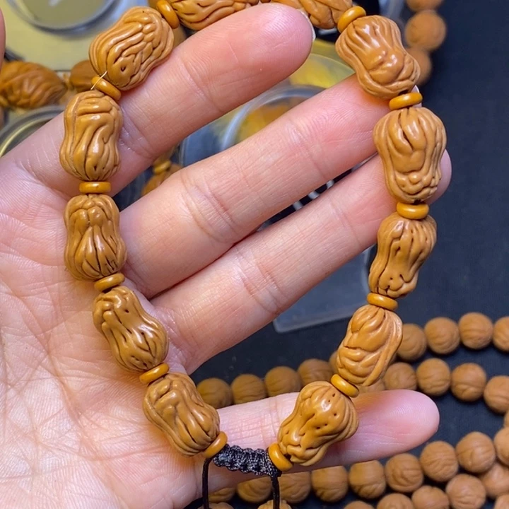 吊坠桃核秦岭龙纹桃核1