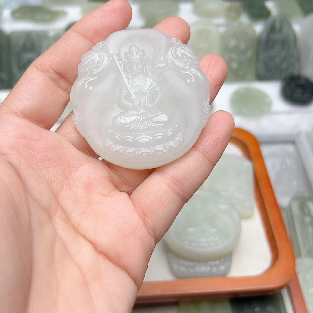 颈饰未镶嵌和田玉北****宿