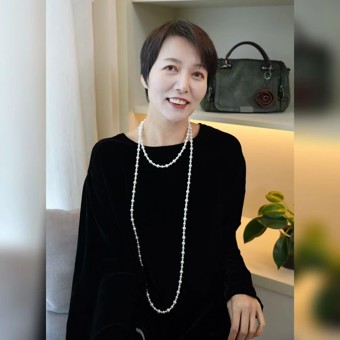 【YAN】复古高级感拼接上衣长裤宽松款丝绒套装 # SDZ2025172-B1024