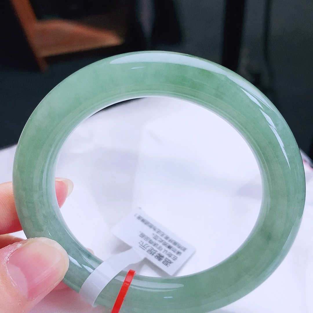 未镶嵌手镯（圆镯）翡翠53胖绿