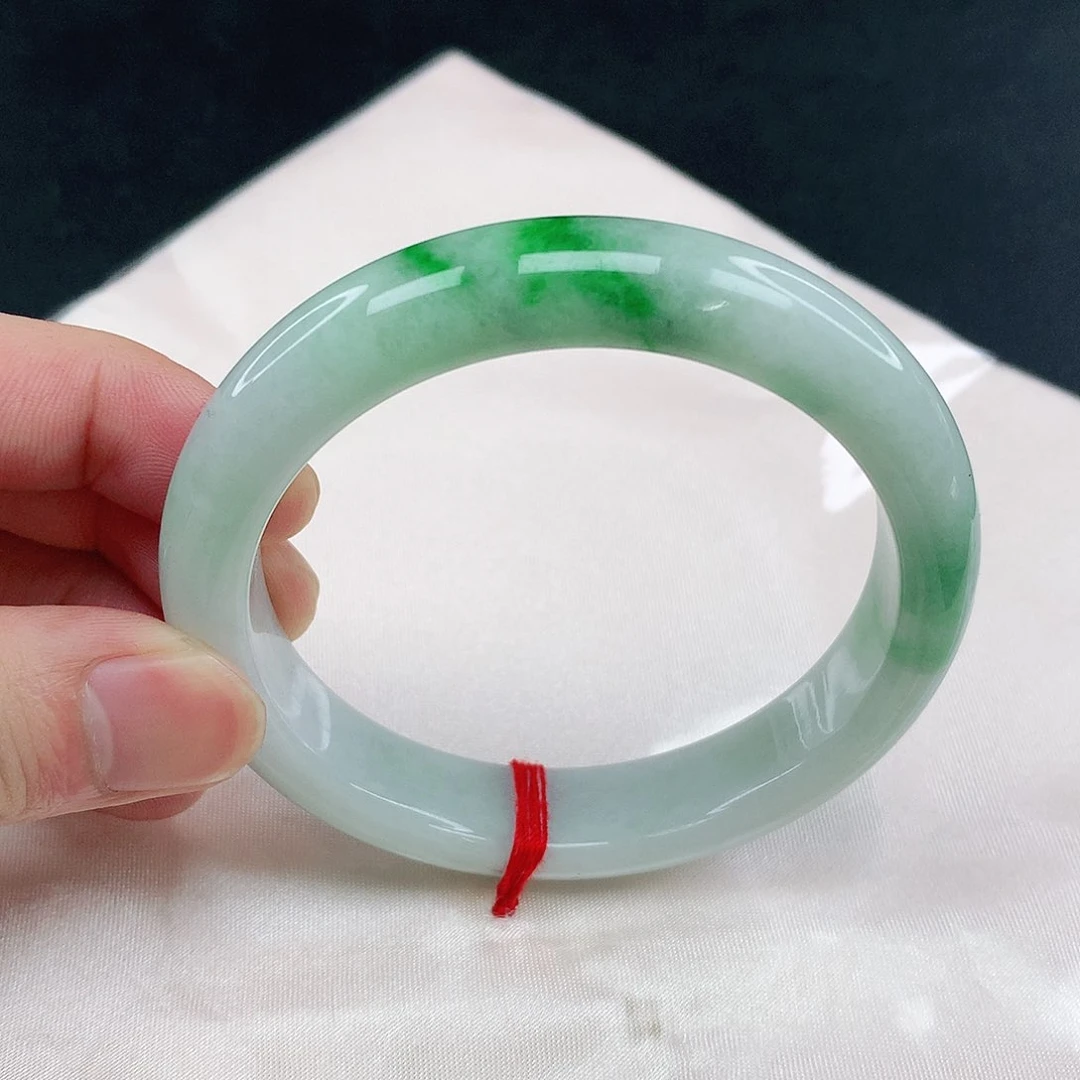 翡翠手镯未镶嵌圈59.4。1302