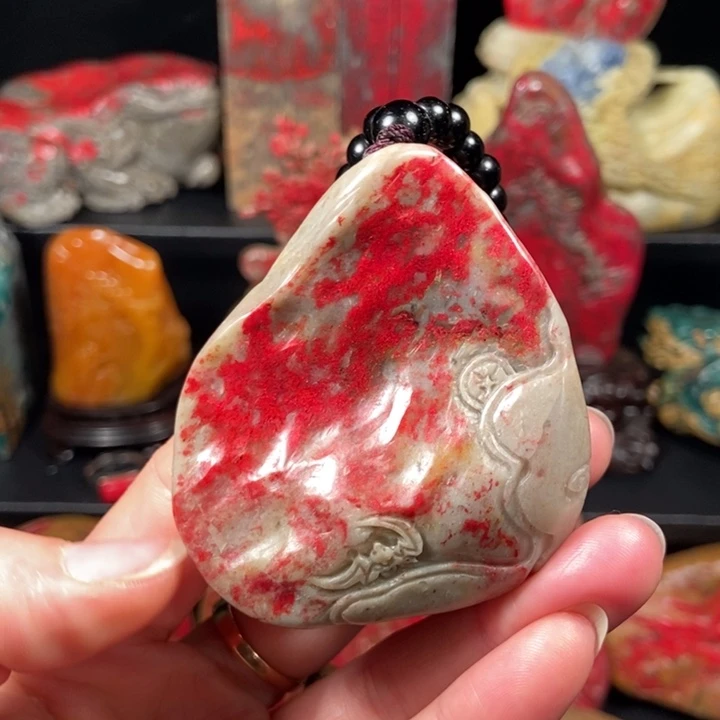 昌化鸡血石昌化鸡血石手把件