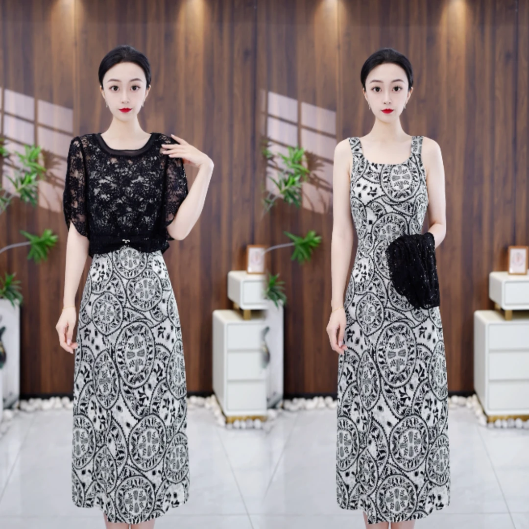 【两件套】2025新款洋气遮肉显瘦 高级感百搭镂空外套+背心裙