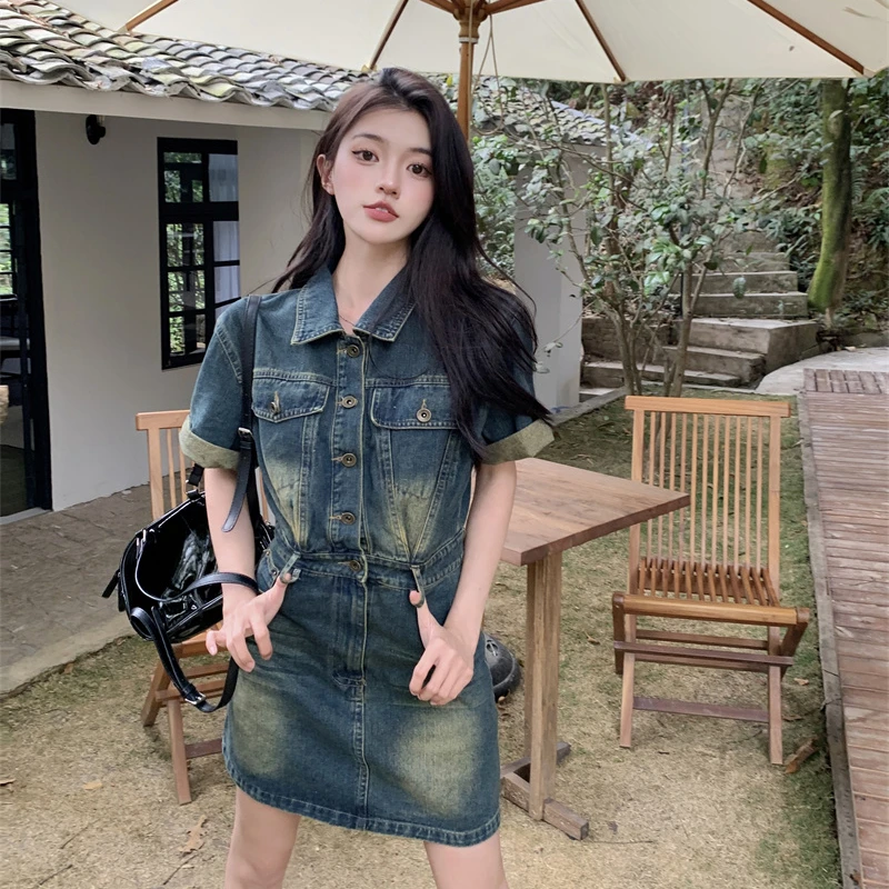 港风复古牛仔连衣裙夏季女款气质休闲收腰显瘦短裙小个子法式洋气