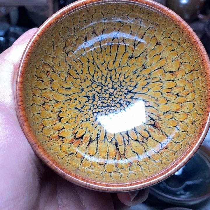 茶盏盏心茶热卖中