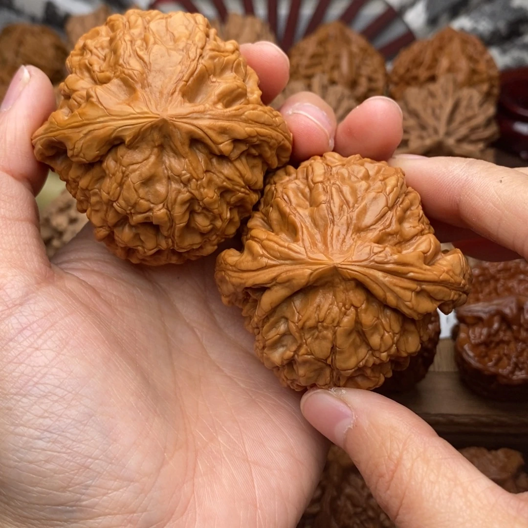 文玩核桃把件239号54.龙鼎