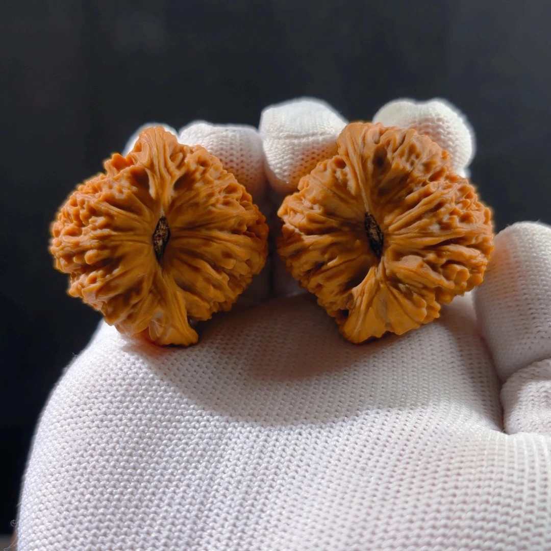 文玩核桃吊坠7号链接40留疤老树球疆