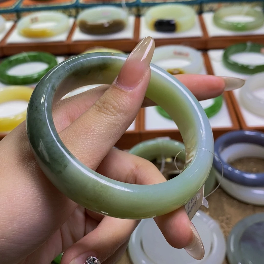 和田玉手镯未镶嵌且末兰草翠60-61