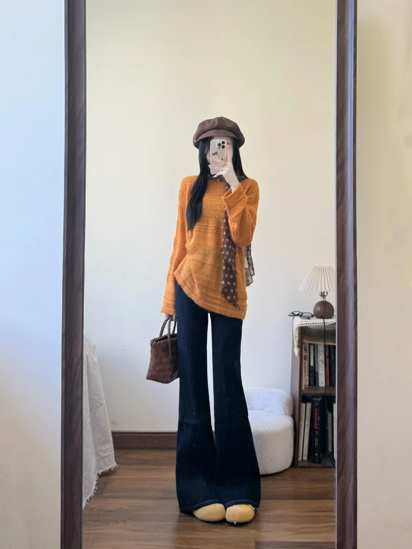 2025秋季新款韩系多巴胺穿搭气质长袖针织毛衣高腰微喇裤时尚套装