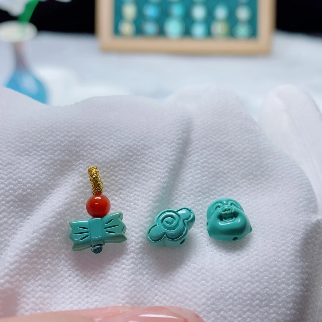 未镶嵌绿松石珠宝奇石