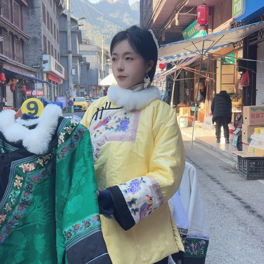 尧***、湘西苗族刺绣加厚163 120斤