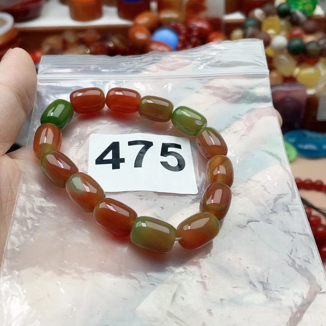 合金颈饰玛瑙/玉髓张**！