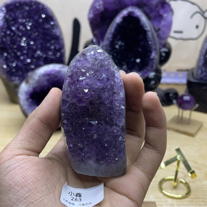 未镶嵌大型摆件（非配饰）紫晶
