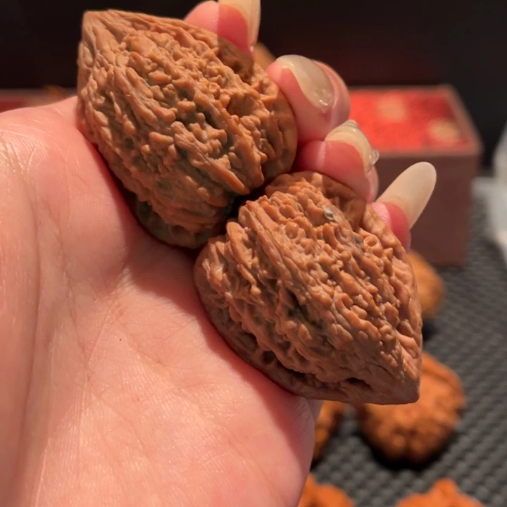 吊坠文玩核桃塔尖