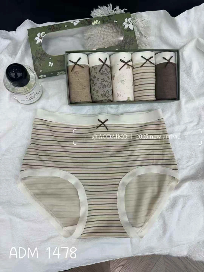 中腰秋冬磨毛女士三角内裤舒适透气高弹均码