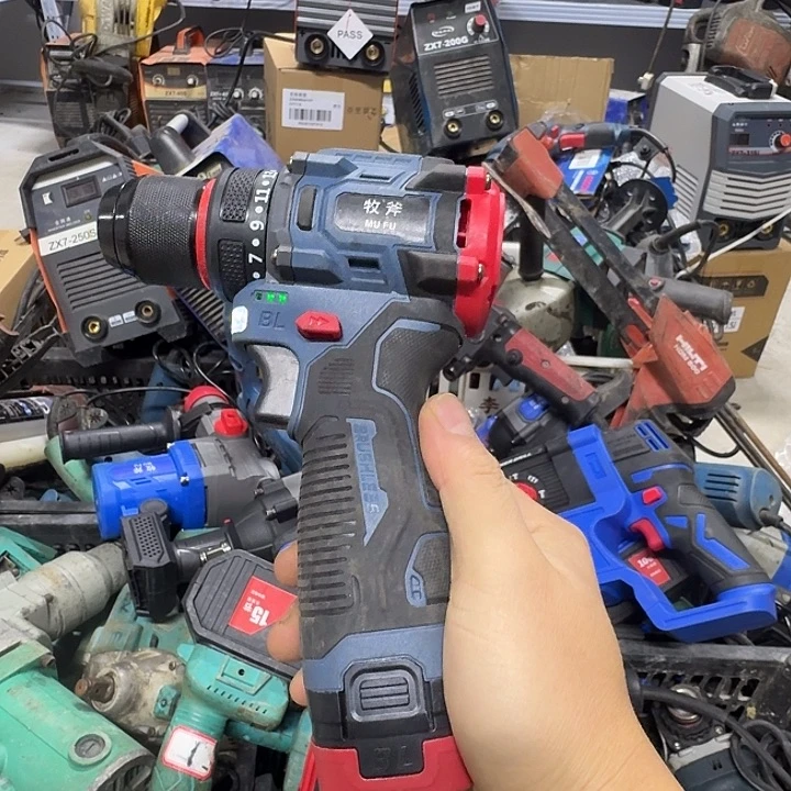 无刷小钢炮充电钻，一机一电一充