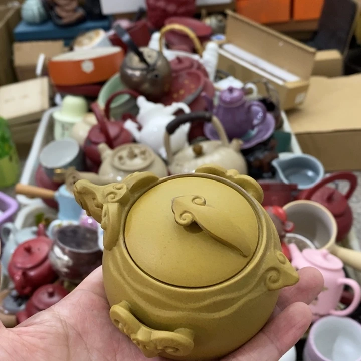 陶瓷艺术品及陶瓷壶