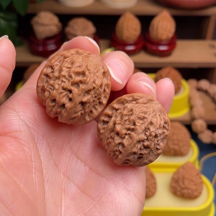 文玩核桃把件核老闷33