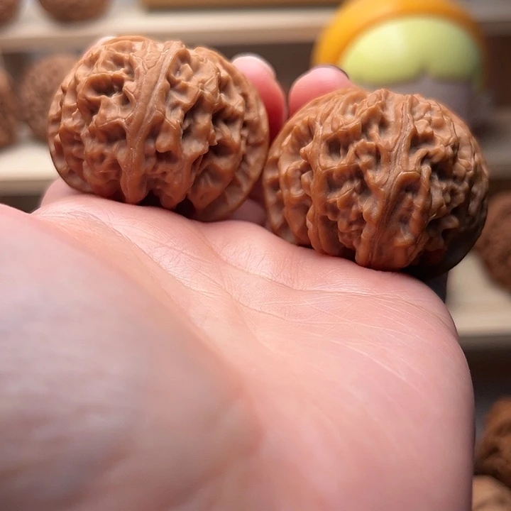 梧***桐吊坠文玩核桃苹果园40