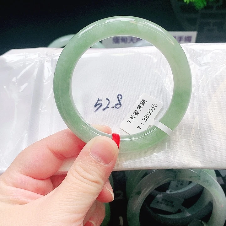 翡翠未镶嵌手镯0115