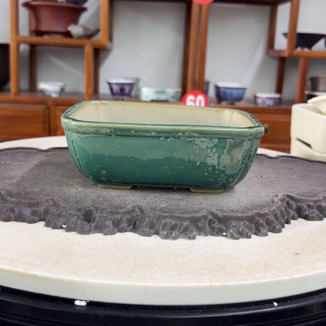 紫砂花盆瑕疵5.5-16-13。。。