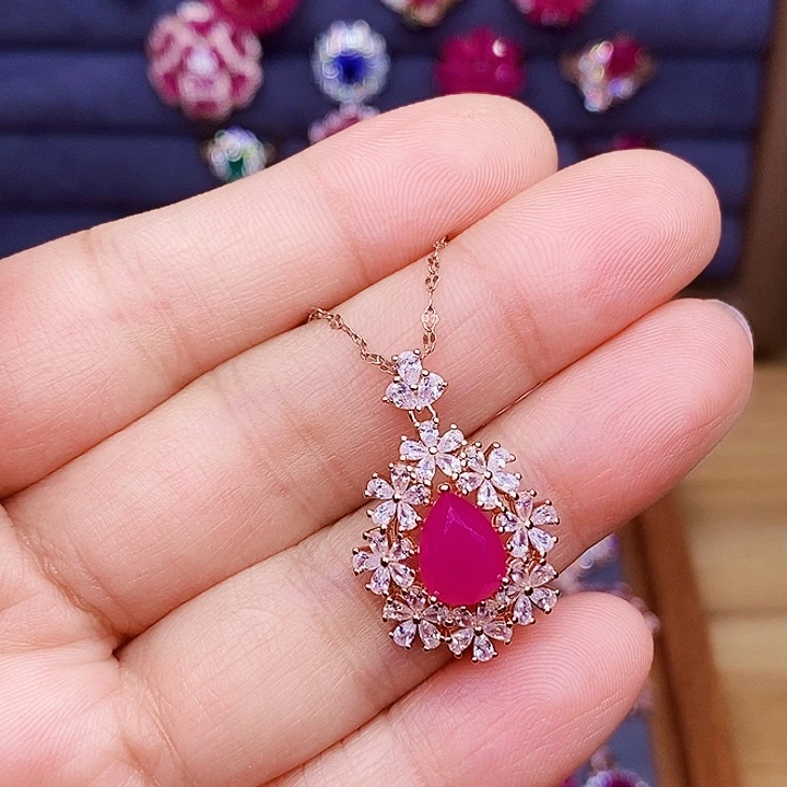 银S925镶嵌红宝石颈饰