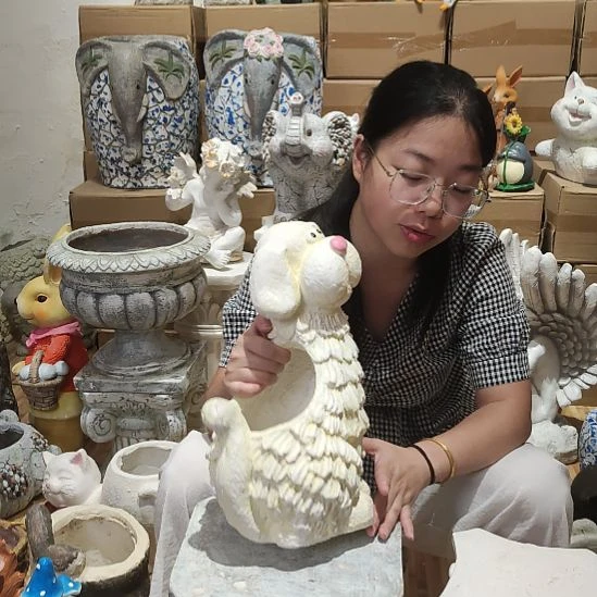 合成树脂氧化镁奶油狗花盆一个