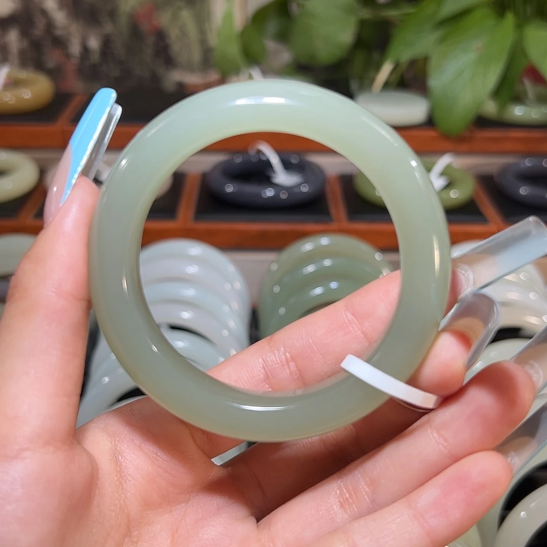 和田玉手镯未镶嵌妍*和田玉高冰晴水手镯55.56圈口