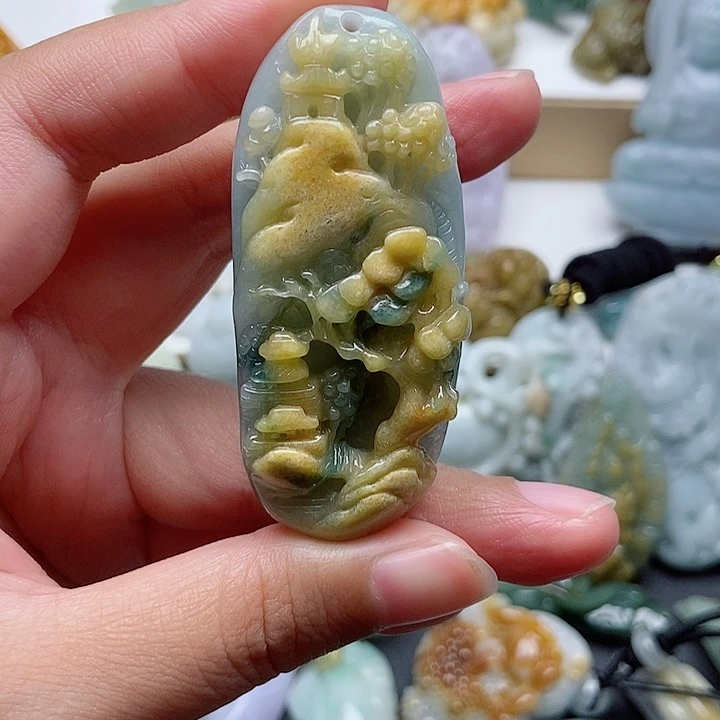 翡翠未镶嵌颈饰翡翠