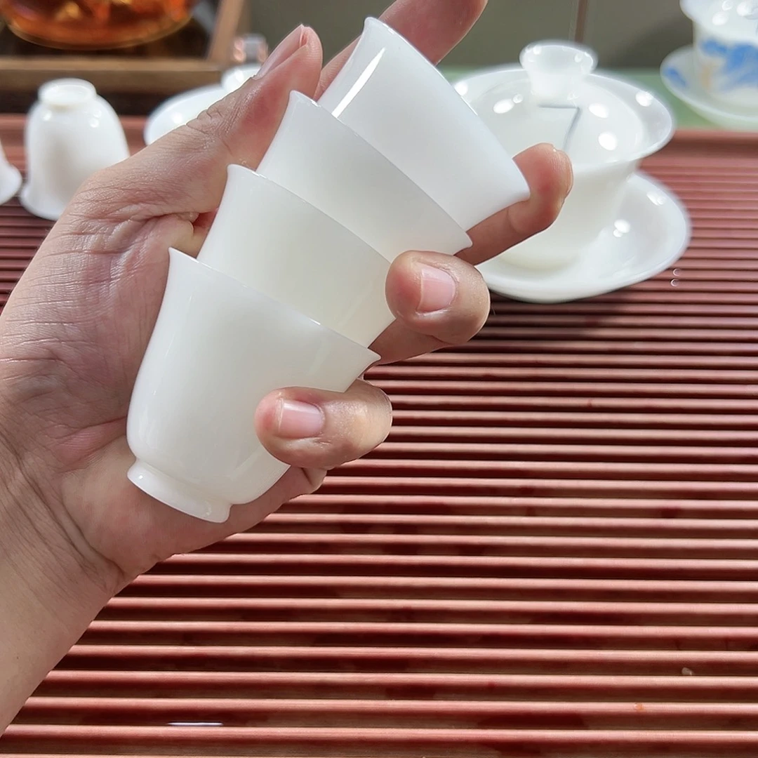 4个润玉精工铃铛杯