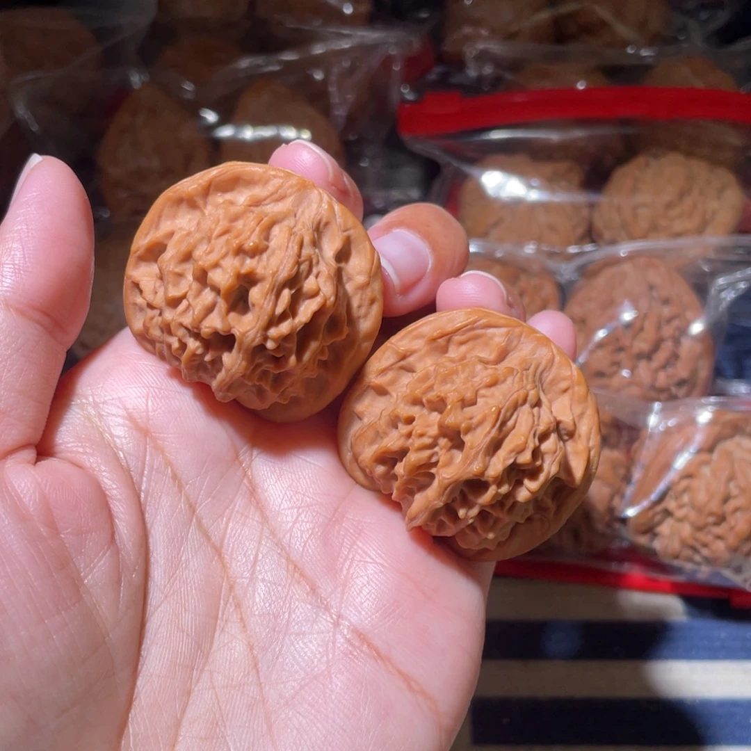 文玩核桃吊坠天地38+