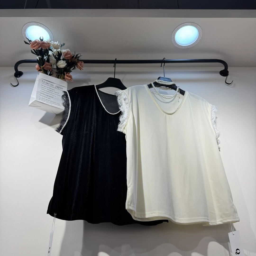 【丽正】2025年夏季新款韩系V领钉珠蕾丝边小飞袖丝绒显瘦气质短袖