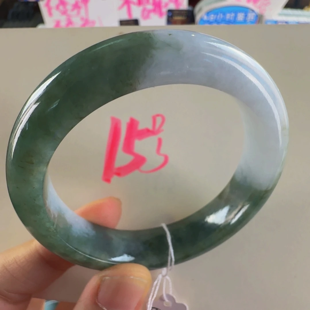 翡翠手镯未镶嵌老坑52.6圈