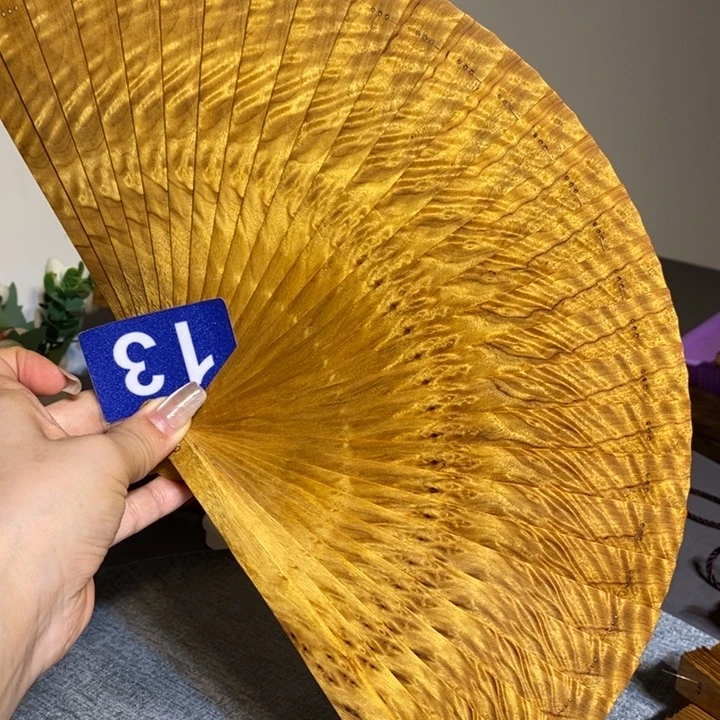 金丝楠半*金丝楠木扇子