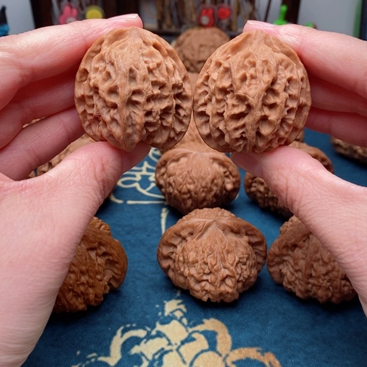 文玩核桃把件苹果园38