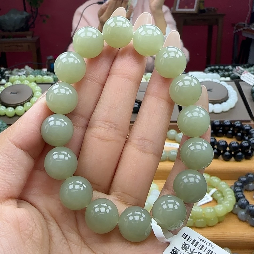 和田玉未镶嵌手串