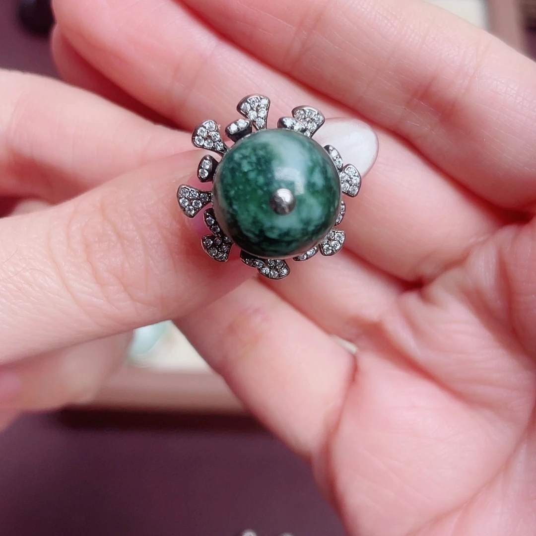 透闪石-蛇纹石玉银S925镶嵌戒指