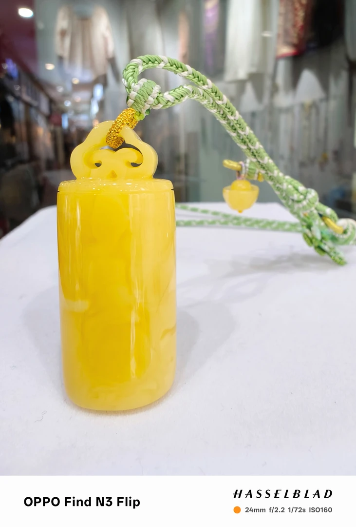 蜜蜡满蜜印章吊坠